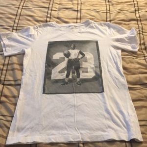 Boys Jordan t-shirt